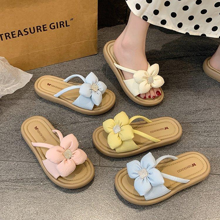 Cool slippers slippers word muffin summer new 2025 fashion thick bottom outer wear fairy wind flower rhinestones