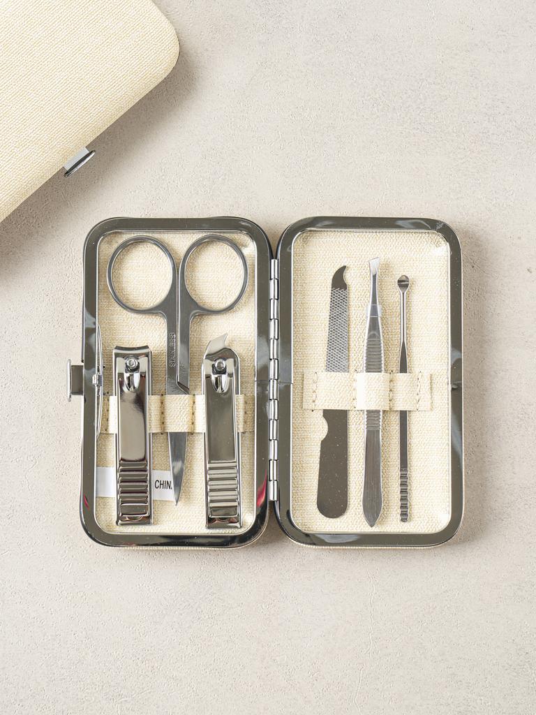 Portable 6-Piece Nail Care & Grooming Kit Set