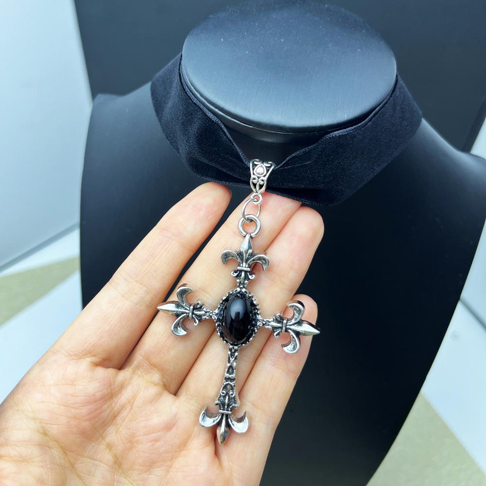 Gothic Cross Velvet Choker Necklace - Women's Punk Fashion Jewelry