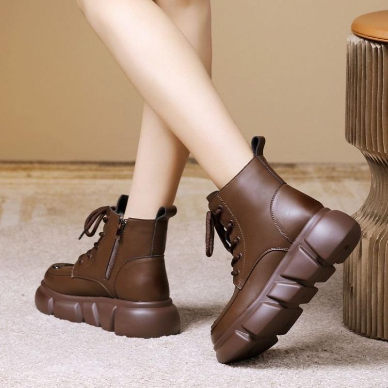 Waterproof Leather Chunky Lace-up Snow Boots for Women Goth Fleece-lined Winter Booties Comfortable and Elegant Chic Woman Shoes
