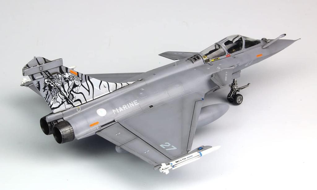 Platz/Italeri 1/72 French Navy Carrier-Based Fighter Rafale M Tiger Meet 2014 Plastic Model TPA-8