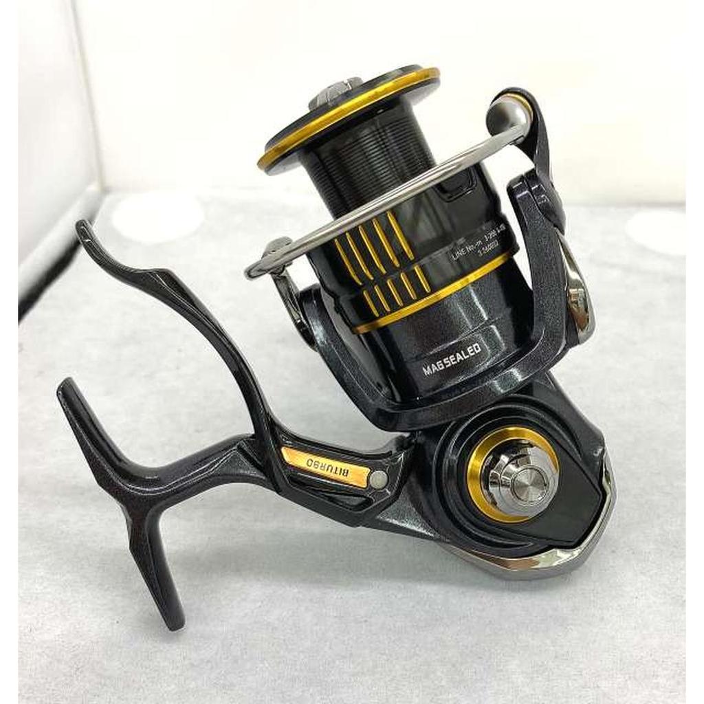 Used DAIWA 260032 spinning reel