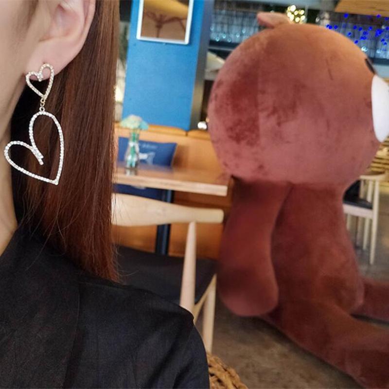 Diamond-Filled Heart-Shaped Long Stud Earrings Metallic And Heart-Shaped Earrings Gold And Silver Earrings