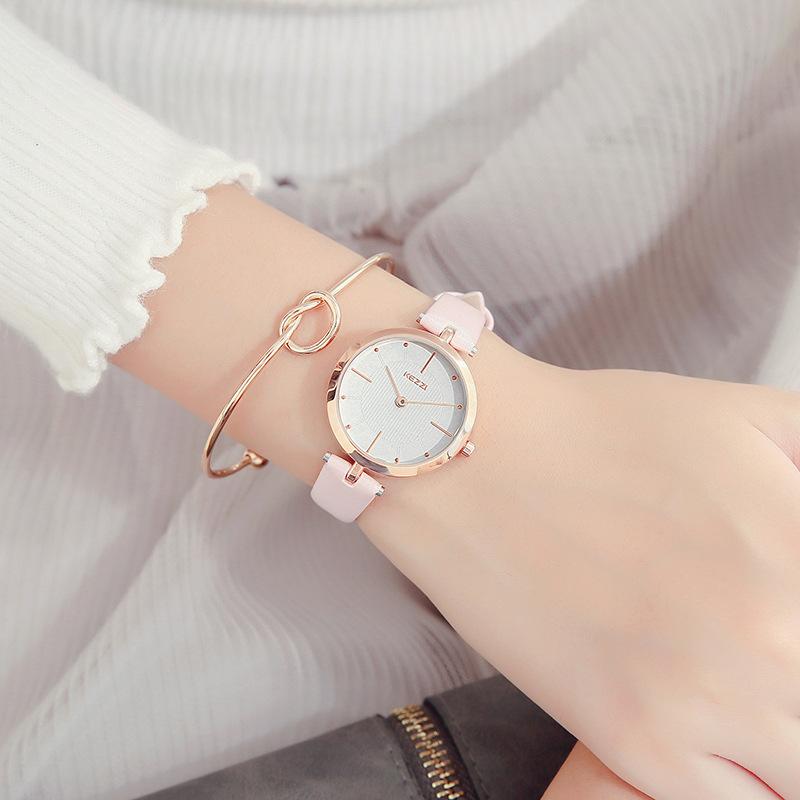 Fashionable Women's Quartz Watch, Elegant Diamond-set Scale, Simple Small Dial Belt Watch