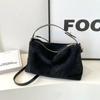Solid Color High Capacity Shoulder Bags for Women Zipper Pluto Hot Sale Simple Fashion Tote Bags for Women