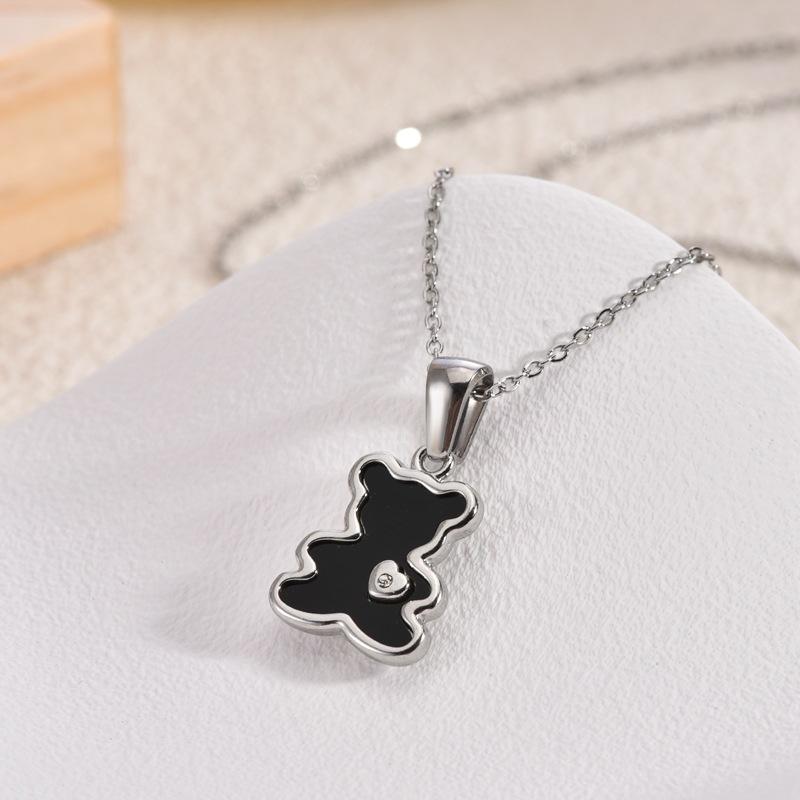 Hot Selling 18K Gold-plated Stainless Steel Inlaid Bear Pendant Necklace, Niche Light Luxury Heart Inlaid Diamond Bear Necklace