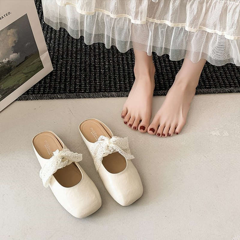 Low-heeled Lace Bow Mary Jane Sandals Women's Outer Wear 2025 Spring and Summer New French Beautiful Bag Head Half Slippers