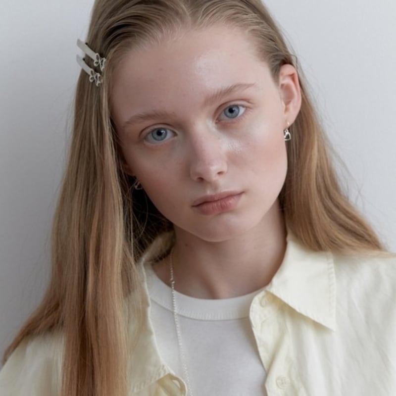 LOVE ME MONSTER [2 SET] Fly Mont Slim Hair Pin (L251MHA050)