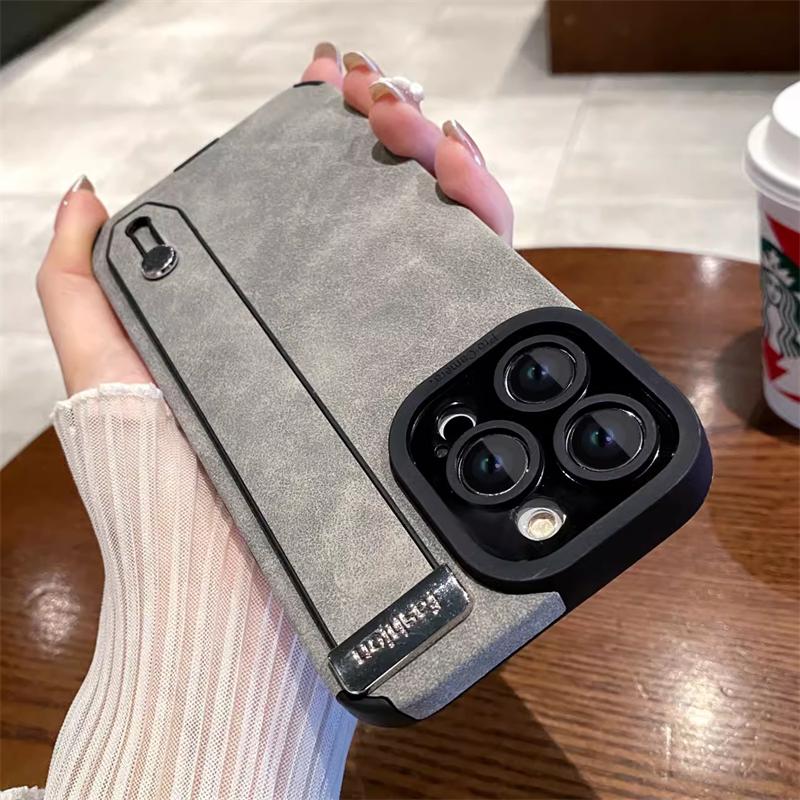 Luxuriöser Wildleder Pelz Leder Handgelenkband Halter Weiche Handyhülle Für iPhone 16 15 11 12 13 14 Pro Max 16 Plus Stoßfeste Bumper Abdeckung