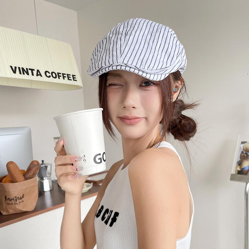 Korean niche design striped forward cap for women, spring and autumn thin breathable versatile cap that makes the face look smaller, duckbill newsboy