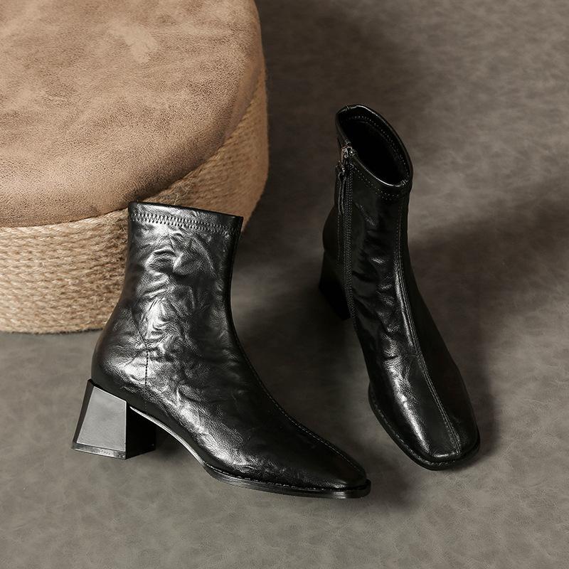 

Модные ретро осенне-зимние короткие ботинки толстый каблук квадратный носок тонкие женские кожаные ботинки бархатные универсальные новые женские низкие ботинки 40