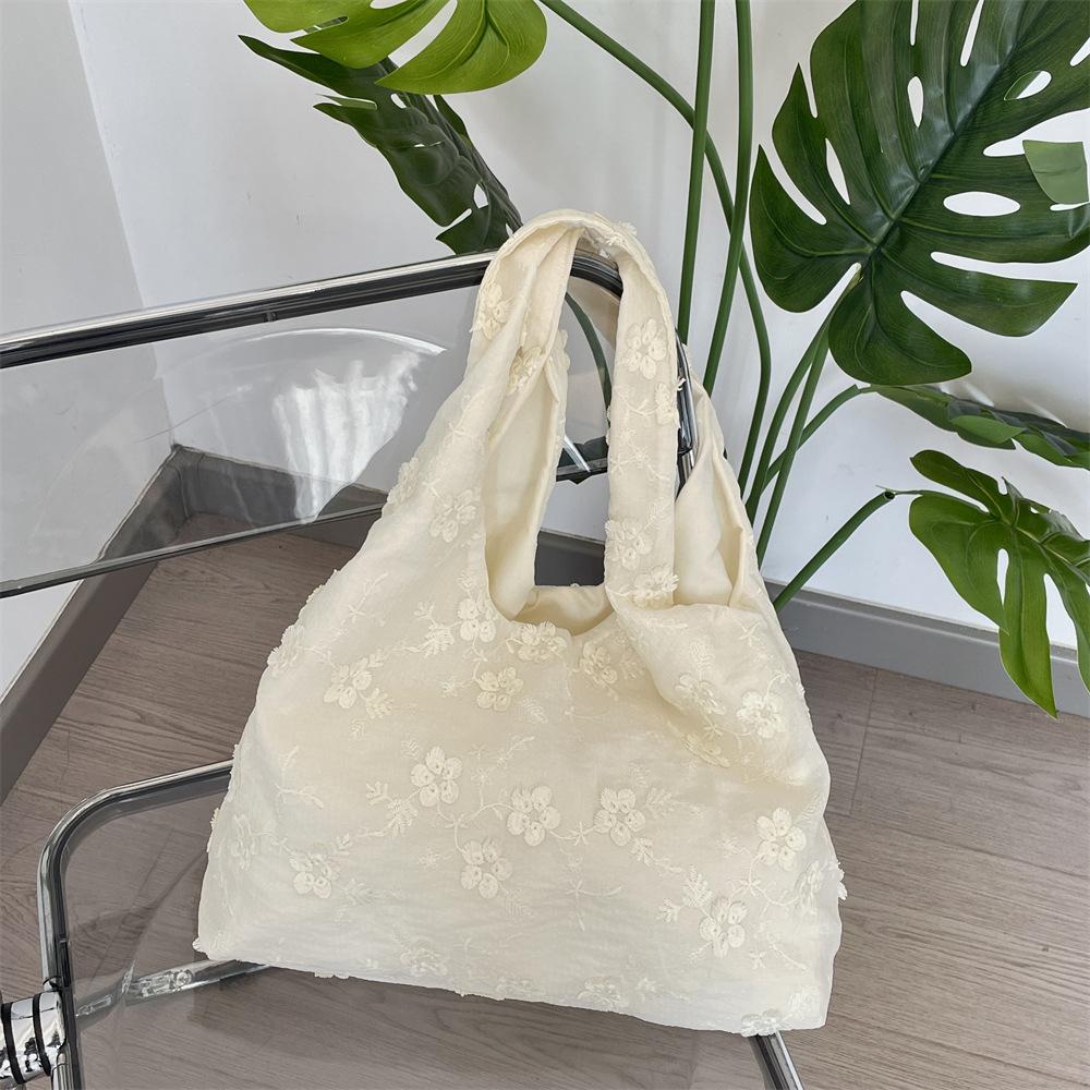 

Floral Embroidery Cloth Shoulder Bags for Women Large Capacity Ladies Flower Tote Handbags Casual Light Portable Female Vest Bag бежевый