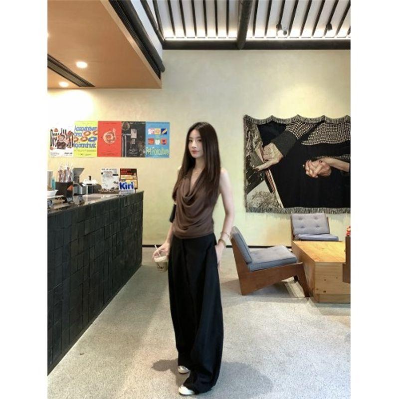 Kumikumi Design Sense Hanging Neck Swing Collar Pleat Vest Top Women Summer New Slimming Casual Pants Two-piece Set