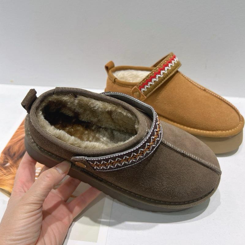 Leather thick-soled snow boots for women, winter velvet to keep warm, one pedal, fluffy bag head, outer wear, velvet thickened half slippers for women