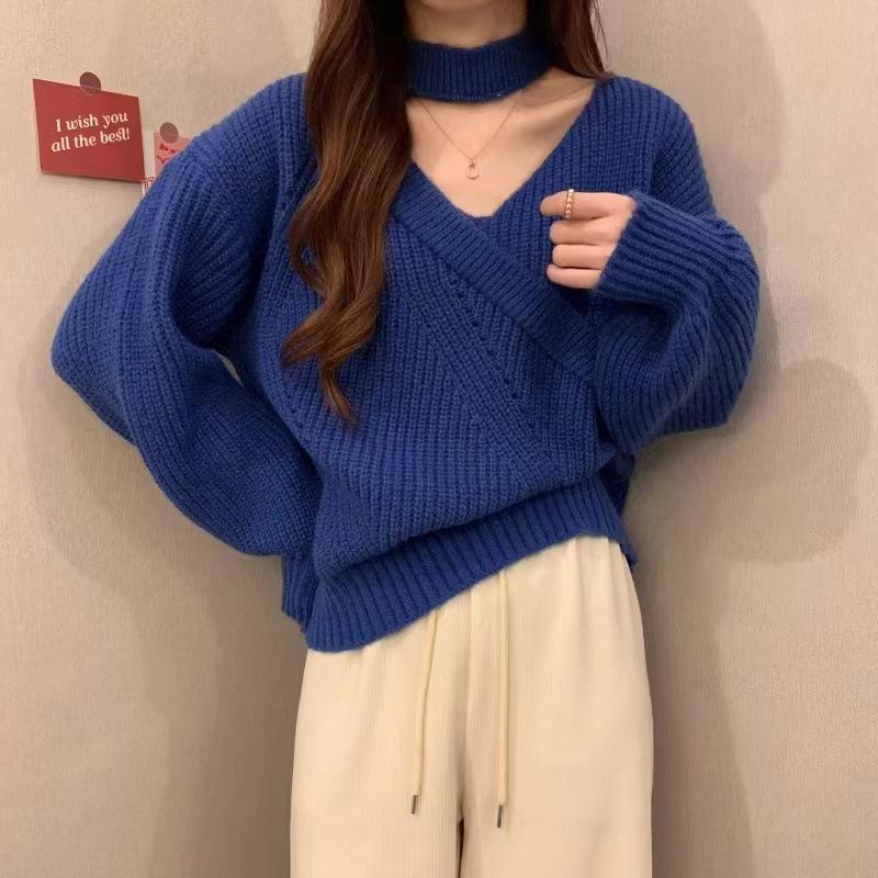 Autumn And Winter New Design Sense Hanging Neck Sweater Women's Fashion V-neck All-match Slimming Clavicle Knitted Top