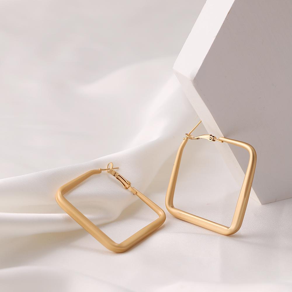 

Ретро темпераментные металлические преувеличенные квадратные серьги-кольца, геометрические серьги, геометрические нежные серьги, простые серьги