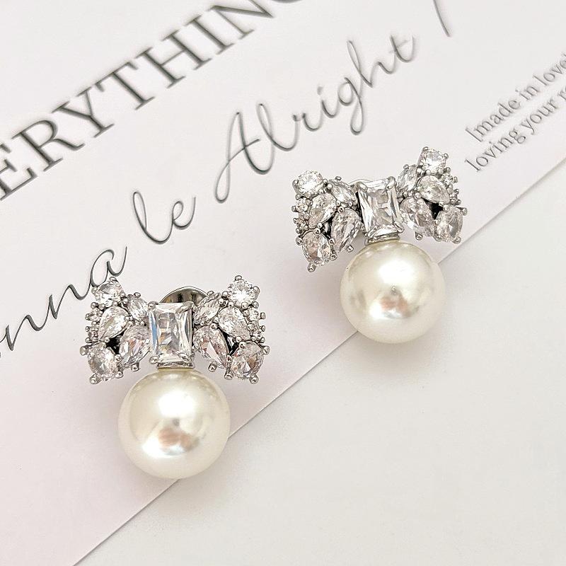 

Full Diamond Bow Earrings Light Luxury Elegant Shining Zircon Temperament Earrings Commuter Versatile Earrings Women