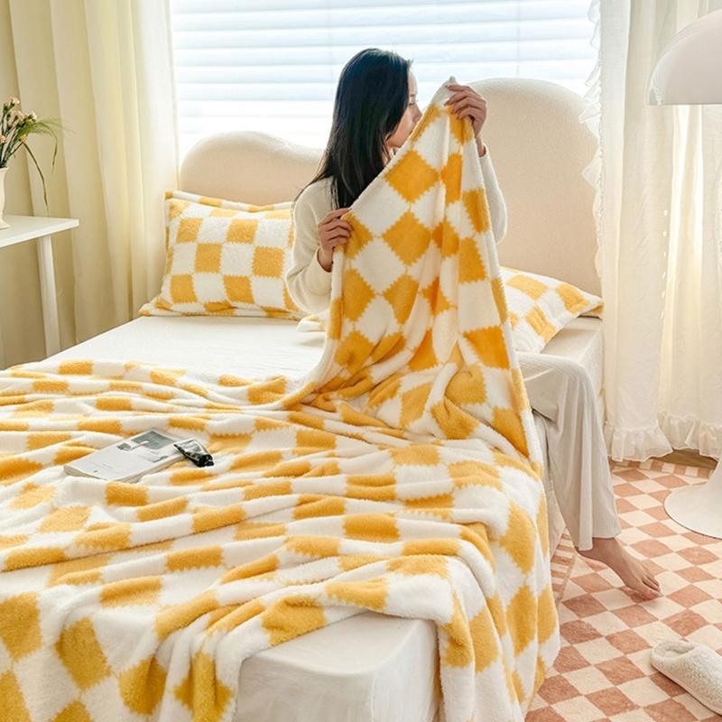 Thick Corals Fleece Grid Blanket Warm Throw for Home Travel Sturdy Machine Washable Polyester