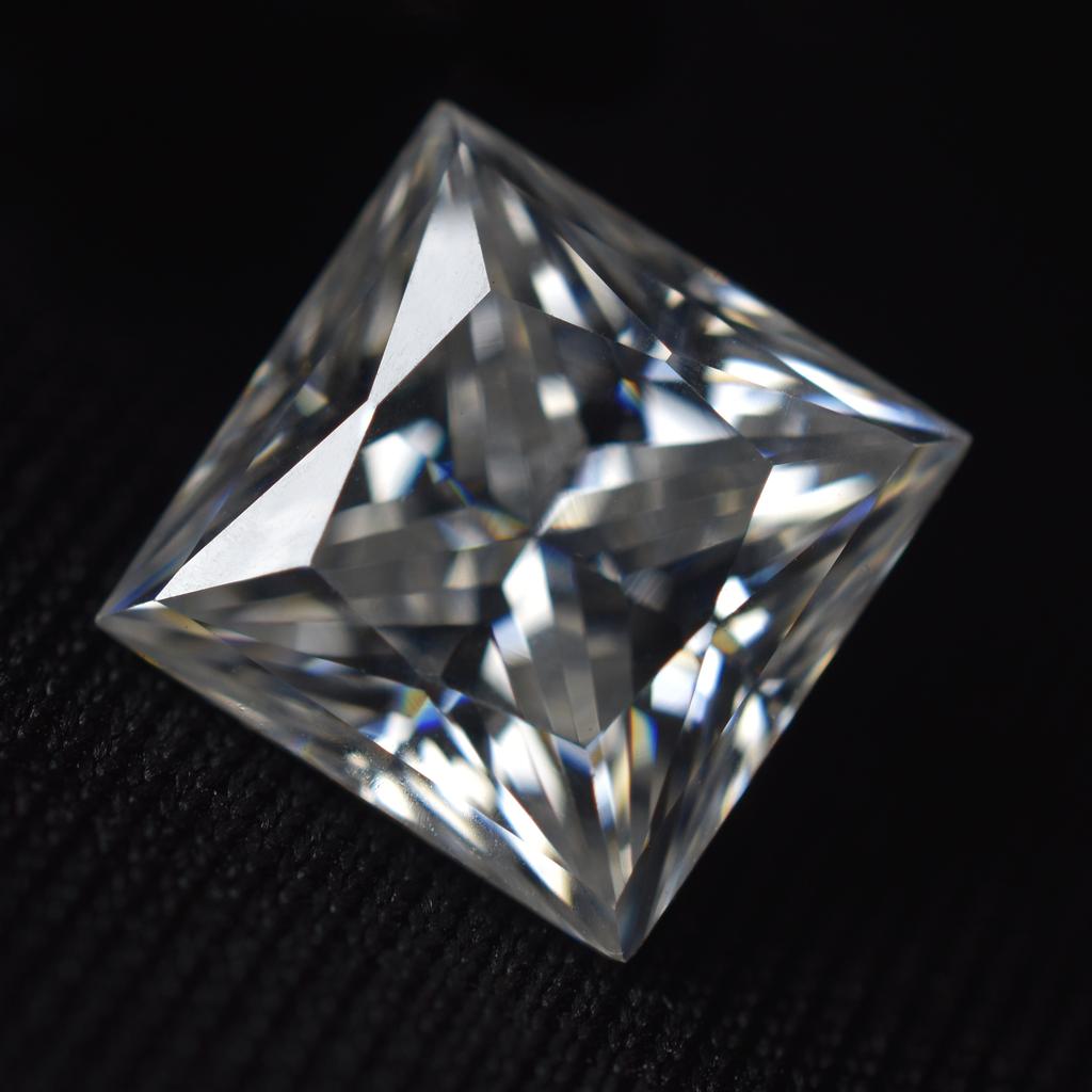 Certified D Color Moissanite Square 4x4 mm VVS1 Fabulous Loose Gemstone