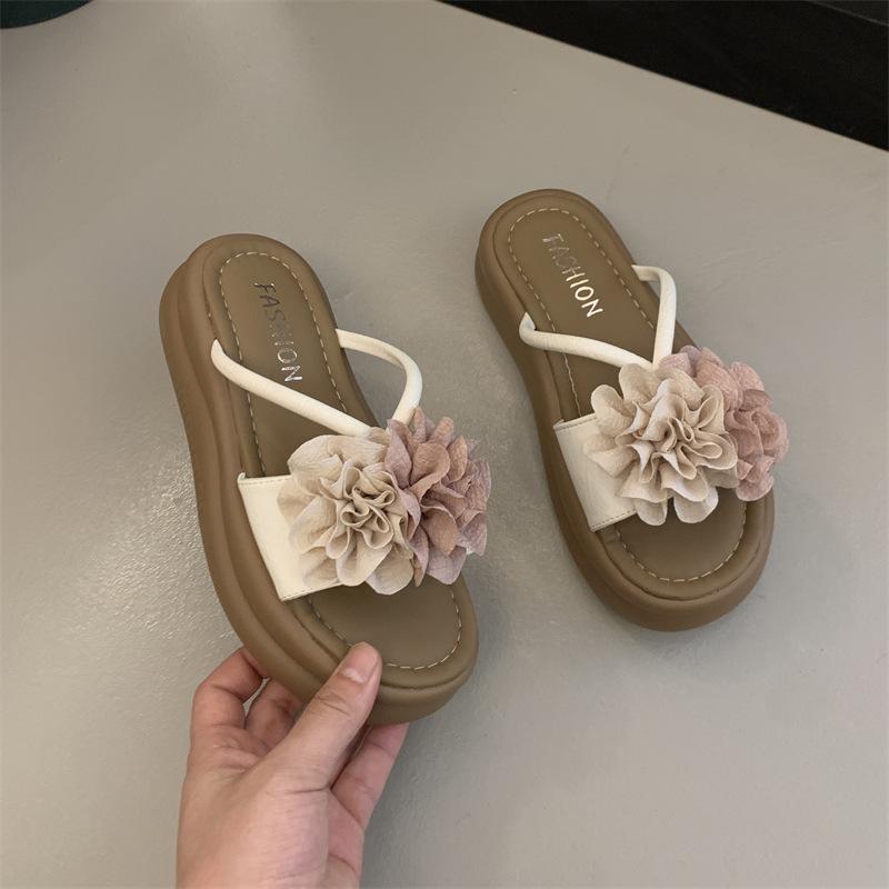 Chinelo plataforma flor bicolor moda feminina uso externo sola plana antiderrapante versátil moda estudante praia chinelos frescos