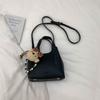 Small-scale Handbag - Vintage Bucket Bag - Commuting Single-shoulder Crossbody Bag