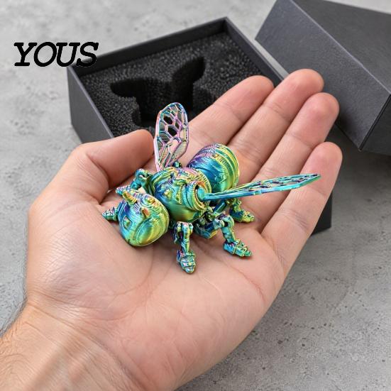 3D Printed Bee Toy Refrigerator Magnet, Realistic Flexible Joint Figurine, Articulated Magnetic Fridge Decoration Decor for Kitchen & Office