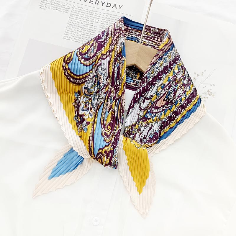 Retro Color Block Crinkled Square Scarf - 70cm Pleated Neckerchief in Imitation Silk for Women