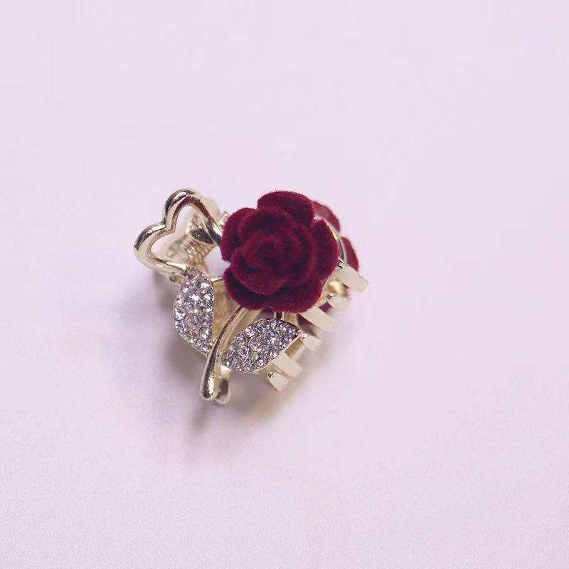 Exquisite Rhinestone Rose Hair Clip: Romantic, High-End Mini Claw for Fairy Bangs - Celebrity Style Accessory