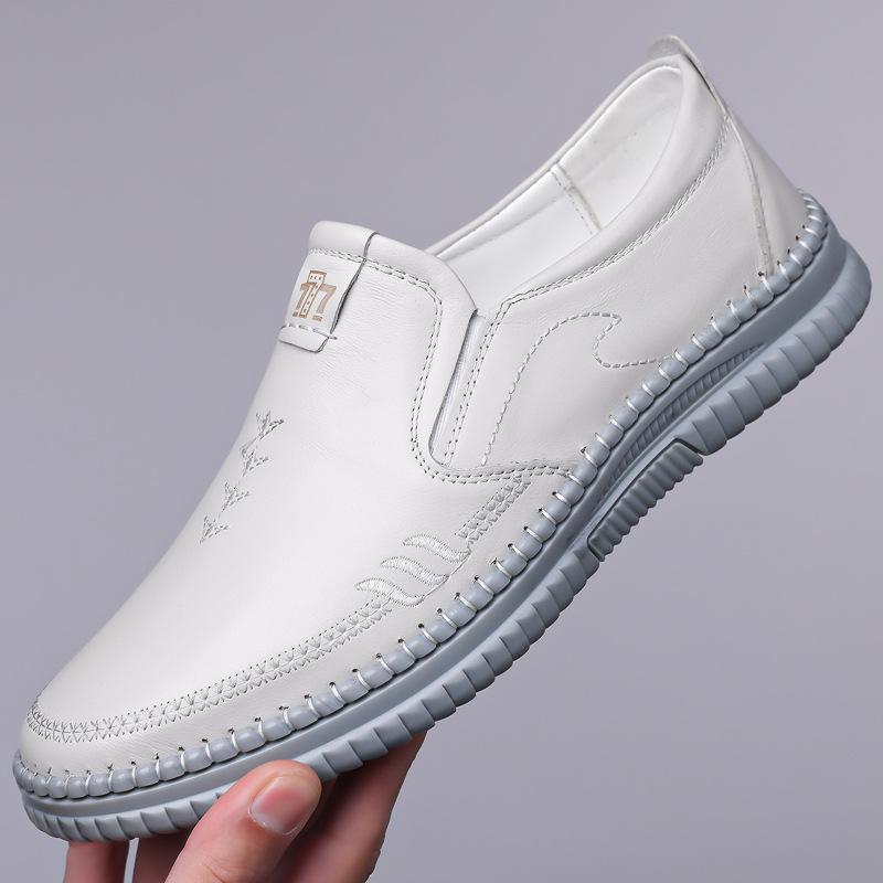 

Модные однотонные новые дизайнерские лоферы мужские весна-осень новые дизайнерские туфли из коровьей кожи мужские на мягкой подошве легкие модные повседневные туфли мужские 38