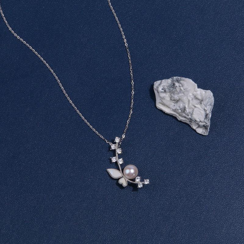 Butterfly 925 Sterling Silver Freshwater Pearl Pendant Necklace - Simple, Versatile Clavicle Chain Fashion