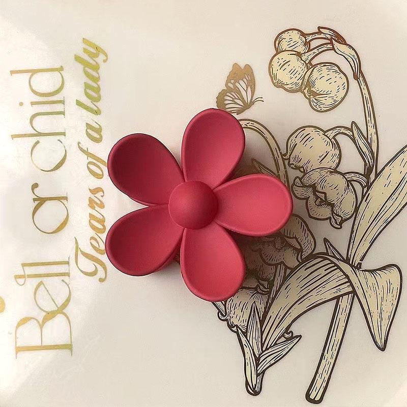 Milk Coffee Flower Claw Hair Clip - Five-Petal Cute Updo & Ponytail Accessory