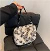 Leopard Print Winter Shoulder Bags for Women Furry Underarm Bag Chain Plush Animal Pattern Evening Totes Purse Crossbody Bag