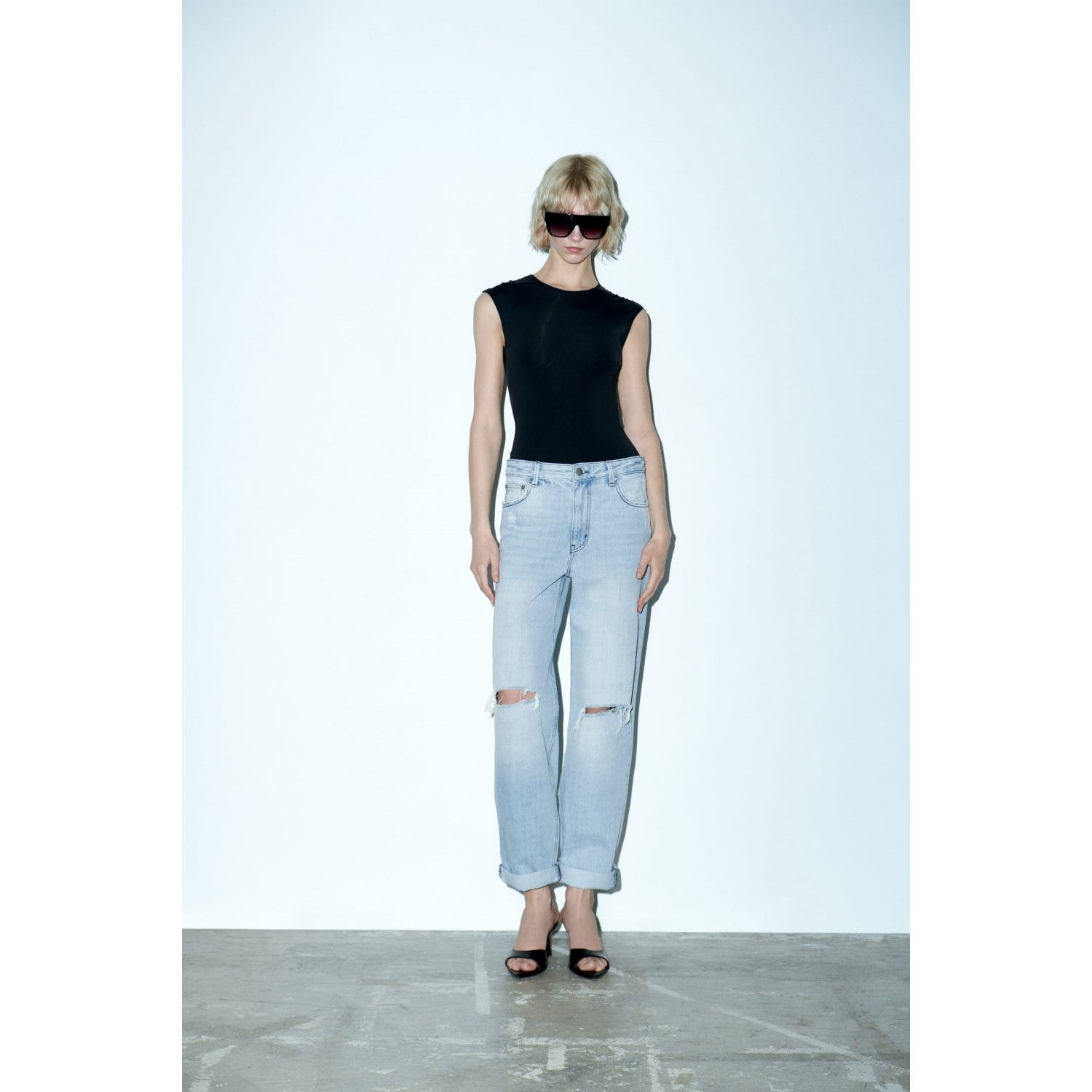

ZW THE DISTRESSED BOYFRIEND JEANS