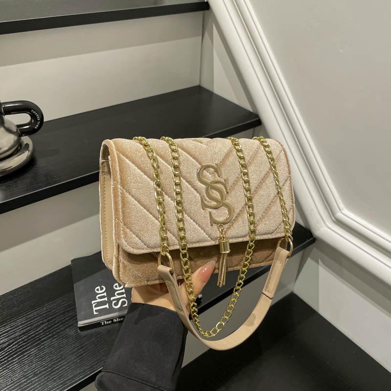 

Gold Velvet Embroidered Women s Crossbody Bag - Versatile Chain Design, Autumn 2025 Collection 20*7*15