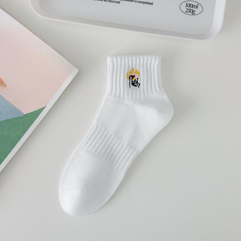 Female Spring and Summer Lovely Embroidery Preppy Sports Low Top Boneless Tube Socks