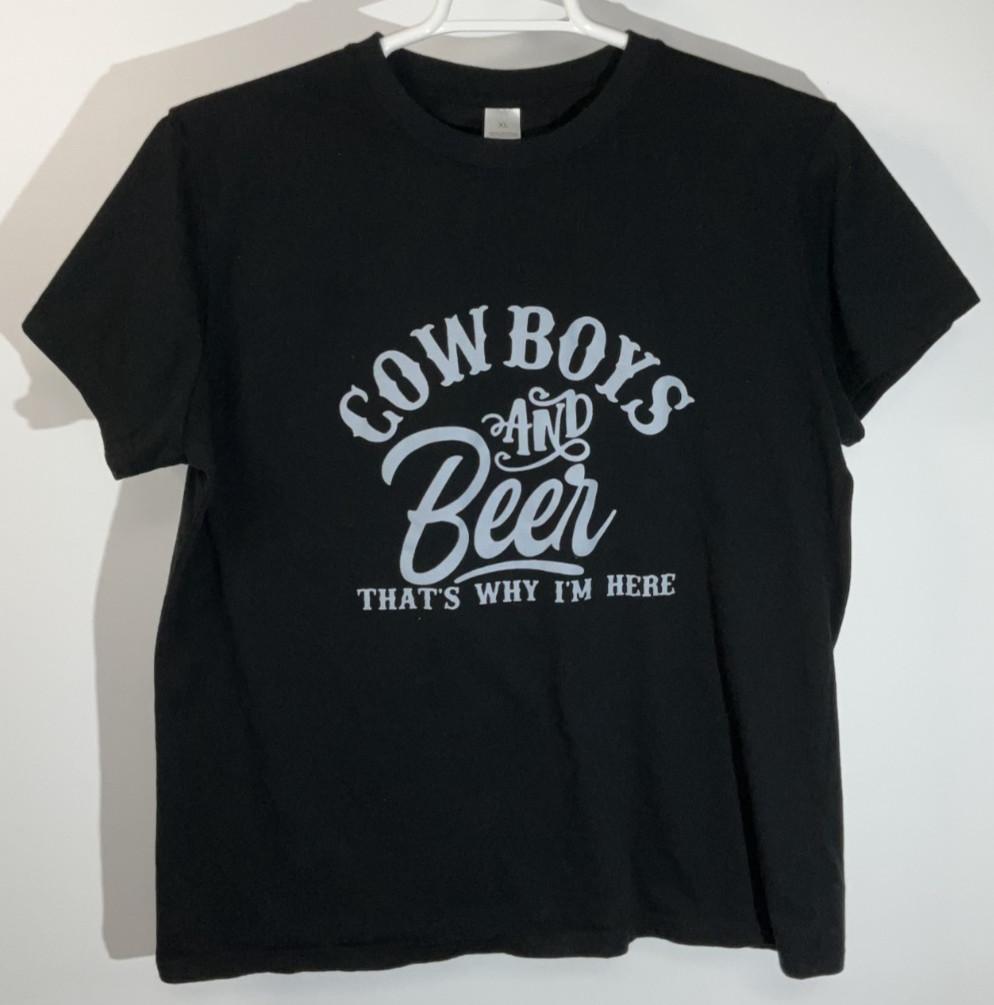 Cowboys And Beer Short Sleeve T-Shirt Women s Extra Large Black L
