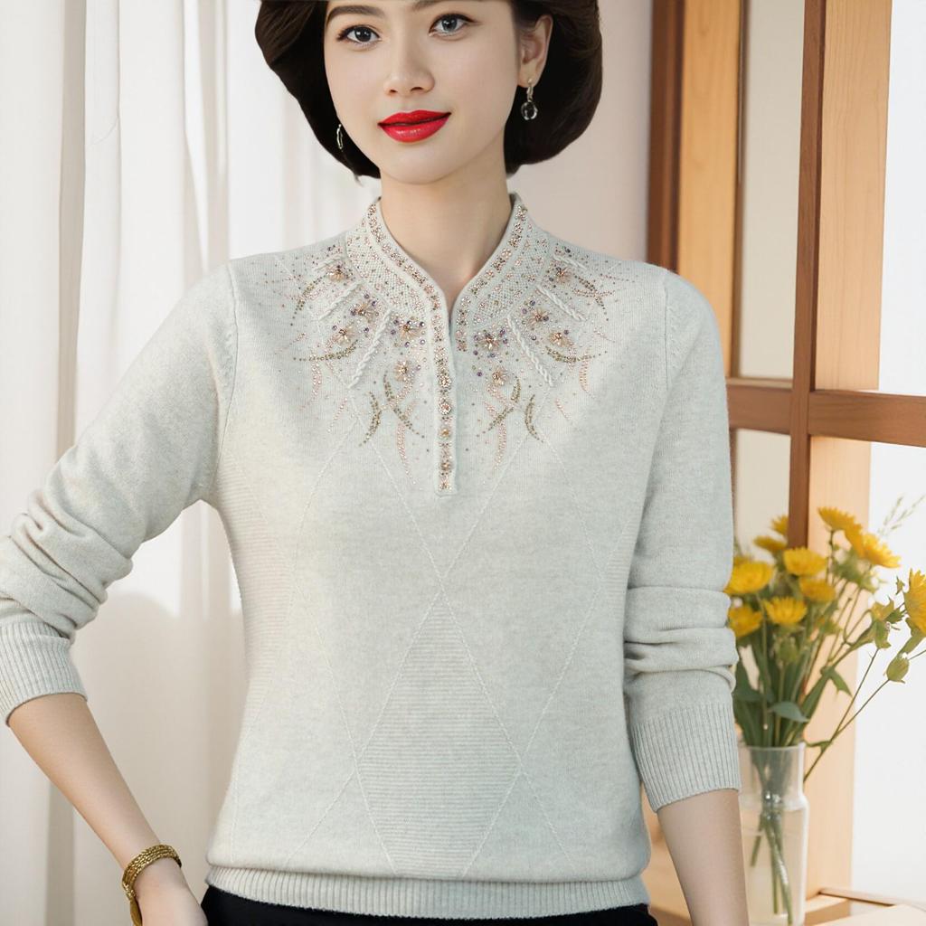 Elegant Knit Sweater Top for Middle-Aged Women: Autumn/Winter Loose Inner Layer