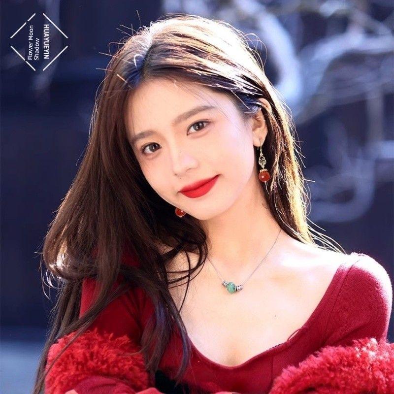 

[Flower Moon Shadow] Red Blessing Word Earrings Accessible Luxury Fancy Earrings New Chinese Earrings Fall and Winter Niche Style Unique Earrings Fuhulu Ear Hook
