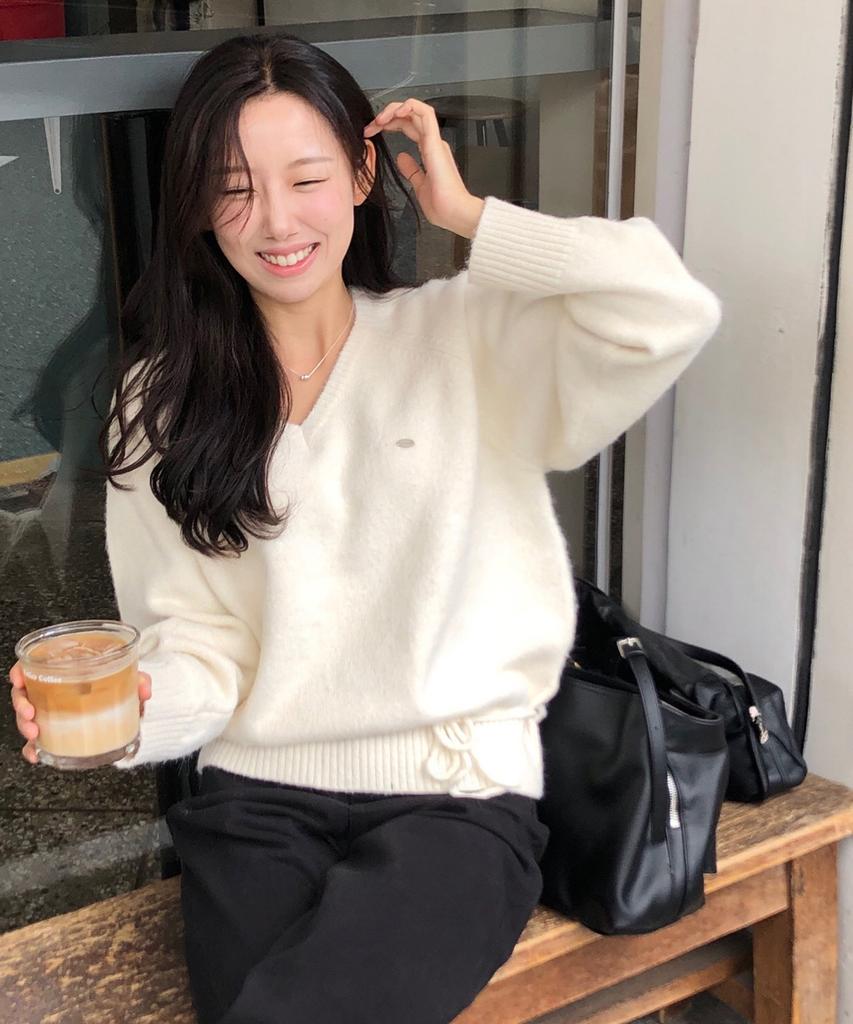 OURHOPE Wool String V-Neck Knit - Ivory