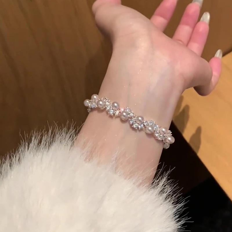 French Retro Pearl Beaded Bracelet - Elegant, Versatile Fashion Jewelry for Women
