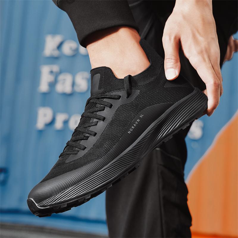 Fashion Ultralight Running Shoes Men's Trend Outdoor Walking Shoes Men's Cushioning Jogging Sneakers Casual Sneakers Men's Shoes Black