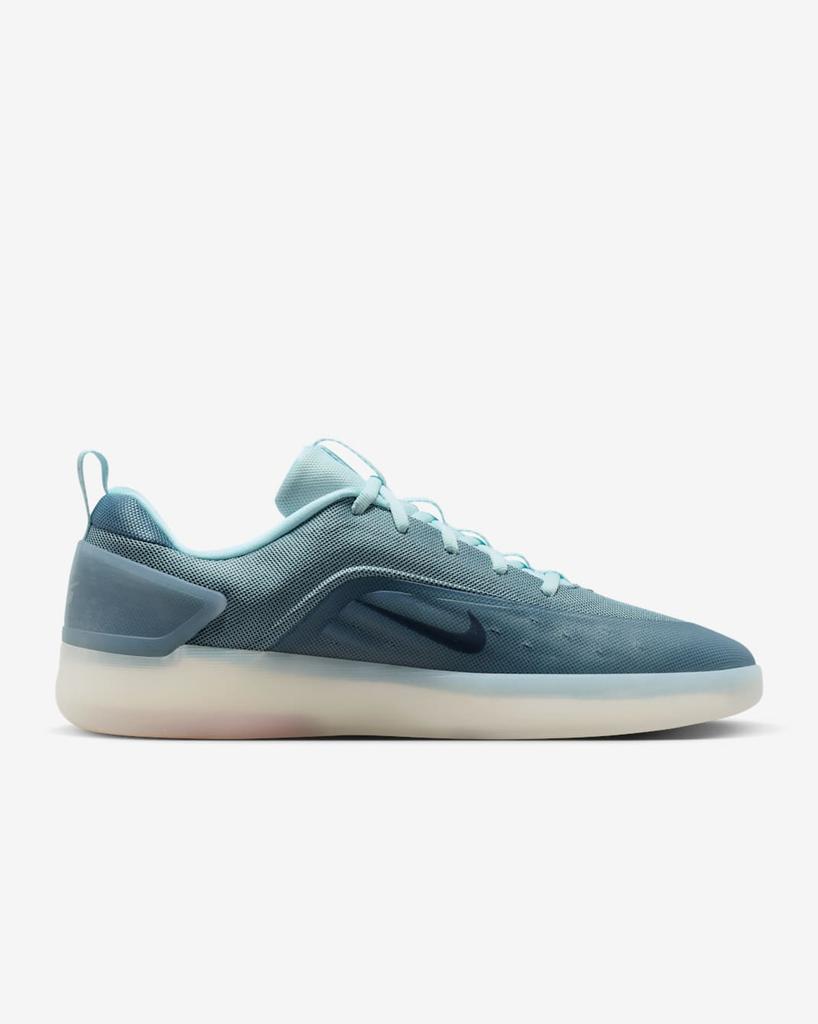 FQ1273-400 Nike SB Zoom Nyjah 4 Bleu Glace Bleu Fumée Voile Noir (Pour des hommes)