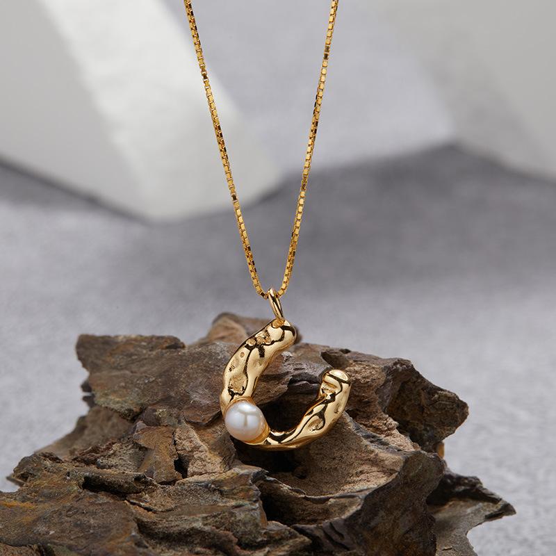 

French Romantic S925 Sterling Silver Natural Pearl Tiger Eye Color Treasure Necklace Women S U-Shaped Inclined Irregular Textured Necklace