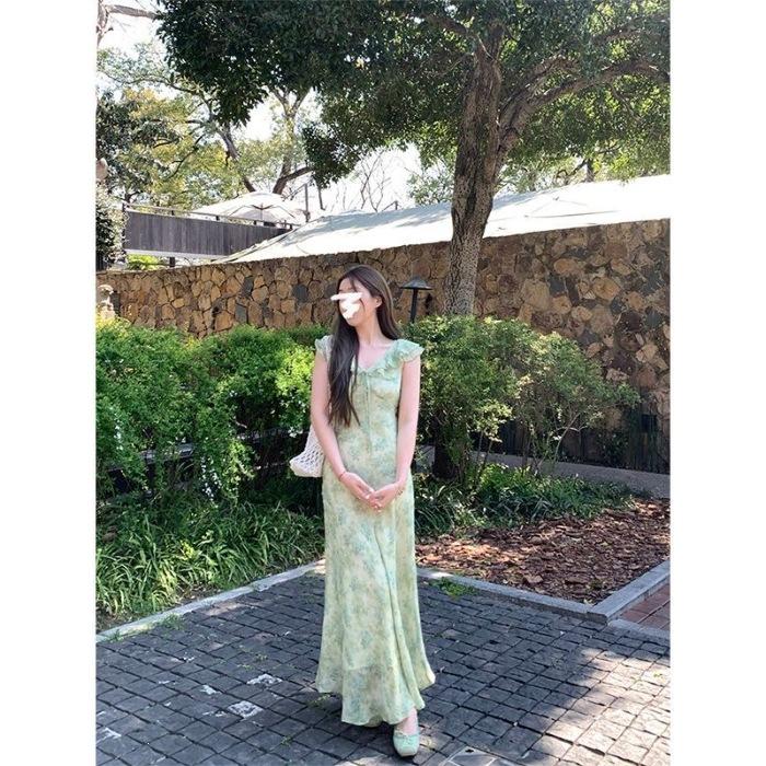 2026 New Green Vacation Floral Dress, Summer Small Fly Sleeve, French Gentle Elegance, Waist-Cinching Long Dress S