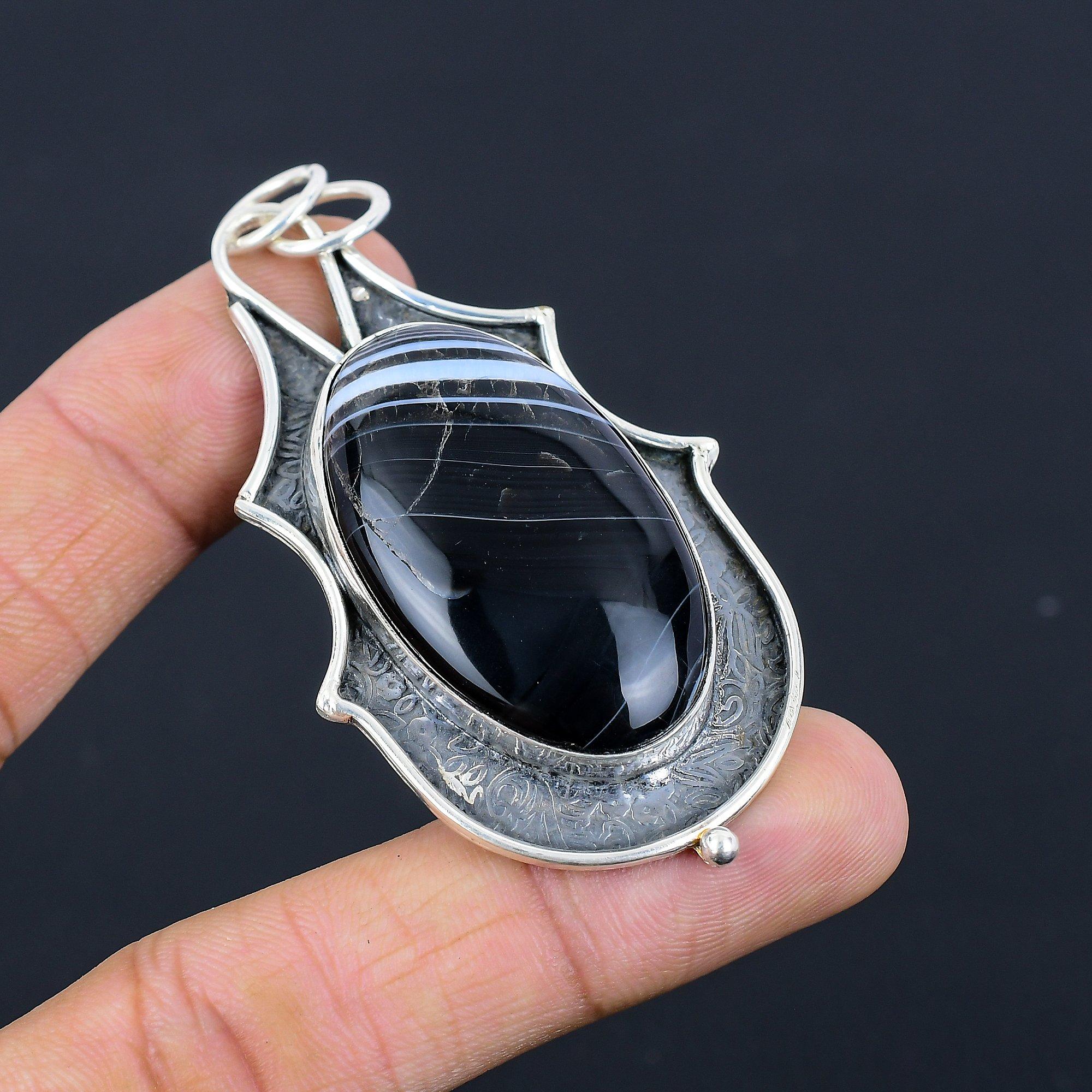 

Natural Sardonyx Gemstone Pendant Black 925 Sterling Silver Indian Jewelry