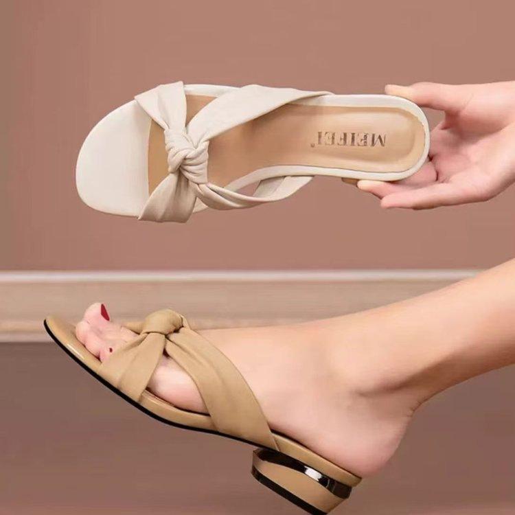 One-word Flat Slippers for Summer Wear, New Summer Temperament Nude Sandals