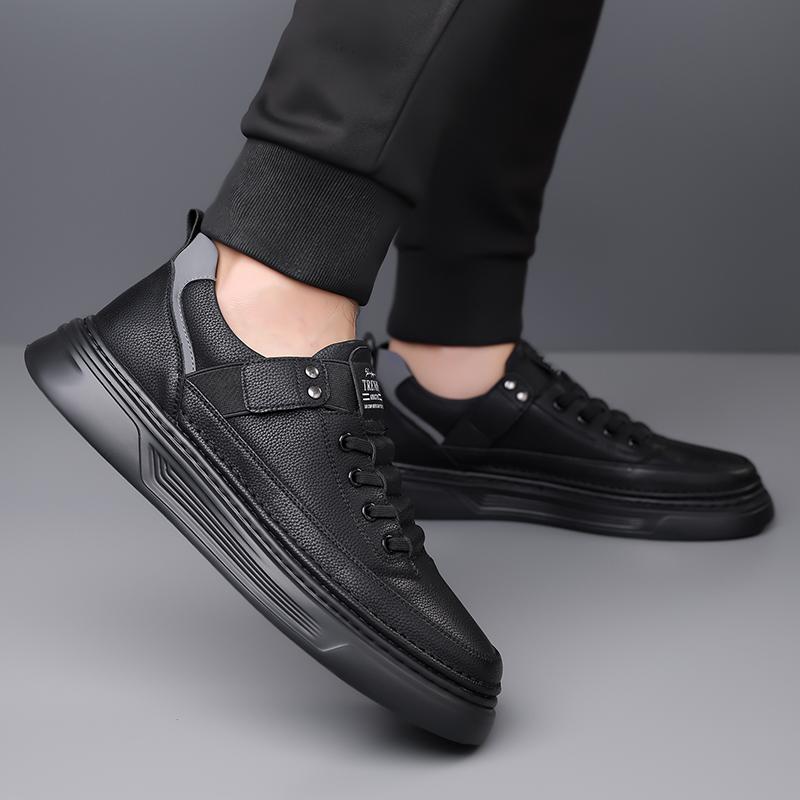 Fashion Sneakers Mens Dress Shoes Retro Male Leather Business Male Baroque Shoes Casual Outdoor Mens Oxford Footwear