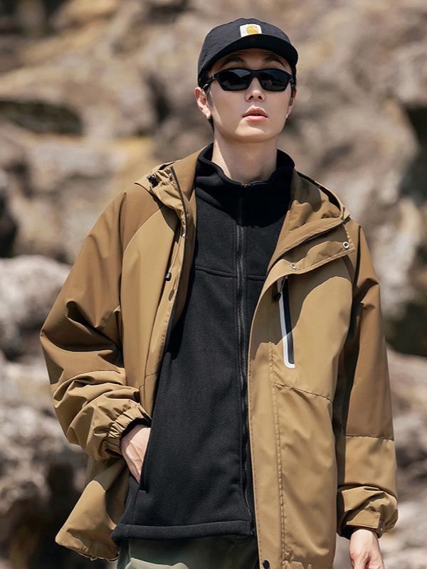 Unisex Trendy Three-in-One Waterproof Jacket for Autumn/Winter Outdoor Activities, Color-Blocked Design for Couples