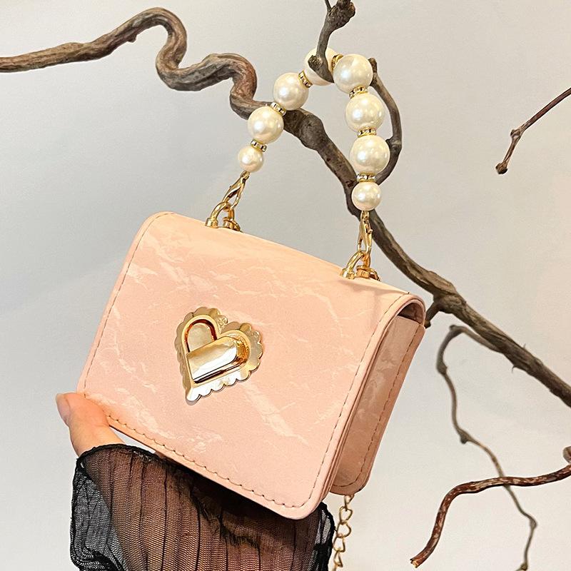 Niche Ins High-Precision Fashion Bag for Women's Autumn New Pearl Design Mini Small Handjob Crossbody Bag