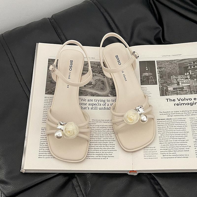 Fashion Versatile Fairy Wind Silver Flower Strap One-word Strap Open-toed Stiletto Shoes 2025 Summer New Versatile Sandals